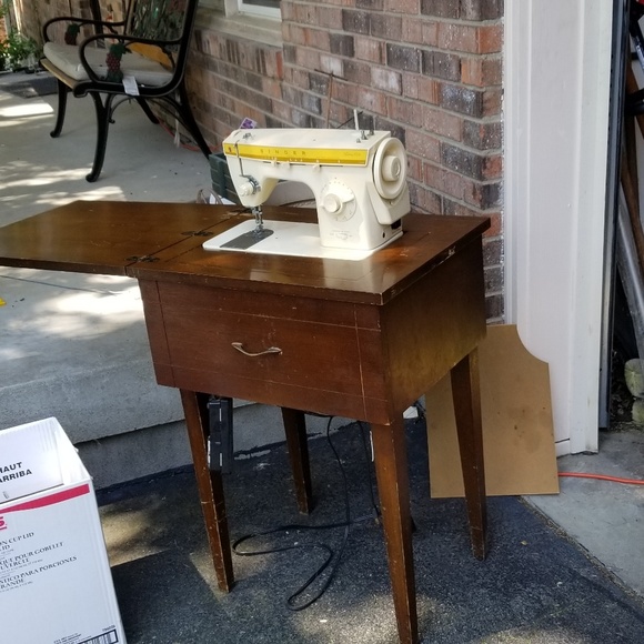 Meet your Posher, Amanda - Picture 4 of 5